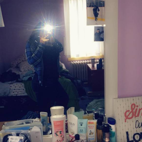 Meet your Posher, Riley - Picture 1 of 1